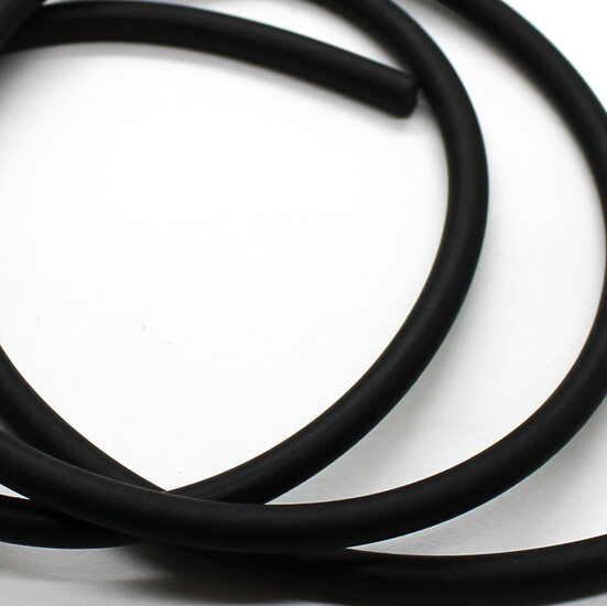 Шнур каучук 5 мм 1 м Черный