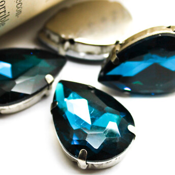 Стразы в цапах Капля 18х25 мм Море 4 шт.