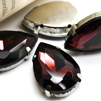 Стразы в цапах Капля 18х25 мм Слива 4 шт.