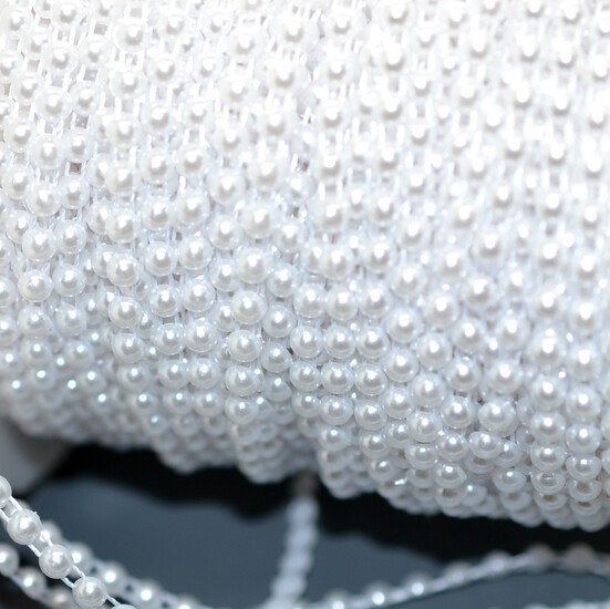 Полубусины на нитке 4 мм 1 м Белый Beyaz_АА079