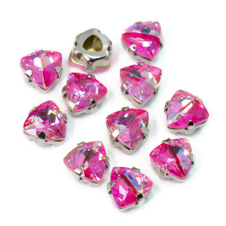 Стразы стекло К9 в цапах Треугольник 7 мм Розовый лазер 3 шт. _СЦ07030
