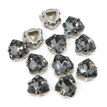 Стразы стекло К9 в цапах Треугольник 7 мм Серый 4 шт. _СМ07038