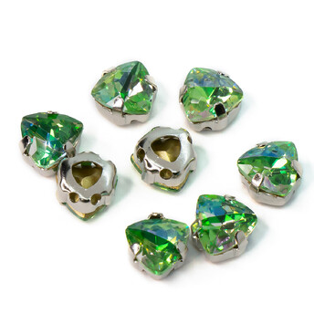 Стразы стекло К9 в цапах Треугольник 7 мм Оливково-зеленый лазер 3 шт. _СЦ0703