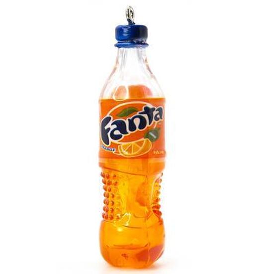 Подвеска брелок в виде бутылки Fanta 70х18 мм 1 шт.