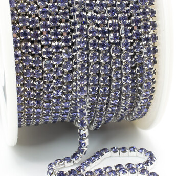 Стразовая цепь ss8 (2,5 мм) 1 м Тanzanite silver