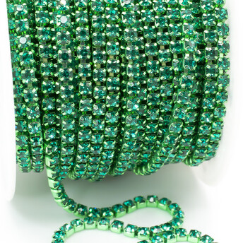 Стразовая цепь ss8 (2,5 мм) 1 м Green zircon grean