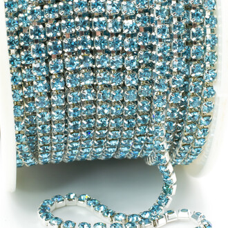 Стразовая цепь ss10 (2,8 мм) 1 м Aquamarine silver