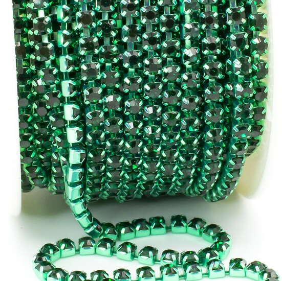 Стразовая цепь ss10 (2,8 мм) 1 м Emerald grean