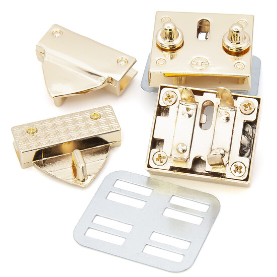 Замок для сумки защелка с двумя кнопками 36х30х7 мм 1 шт. Золотистый