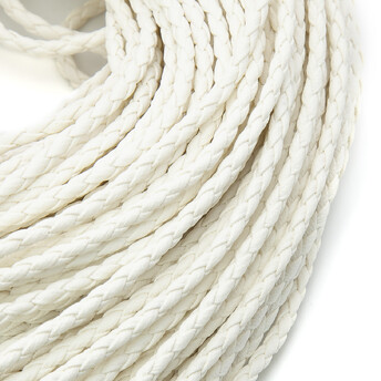 Шнур кожзам Плетеный Матовый 3 мм 1 м Белый
