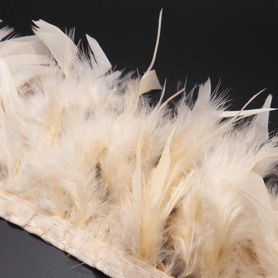 Перьевая лента из индюшиных перьев боа 1 м перо 7-15 см лента 15 мм Шампань