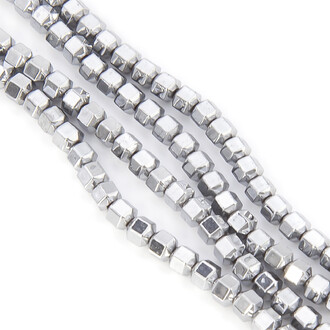 Бусины Многогранник Гематит 3х3 мм Серебристый 40 см +-140 шт.