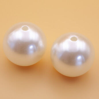 Бусины пластиковые имитация жемчуга 30 мм отв.3,7 мм +-27г (2 шт.)