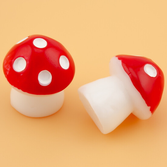 Декоративная фигурка Мухомор 11х12,5 мм 6 шт.