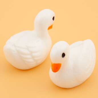 Декоративная фигурка Утка 15х24х21 мм 1 шт.