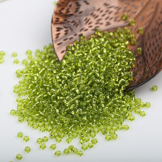 Бисер Парчовый 2 мм 50 г Салатовый