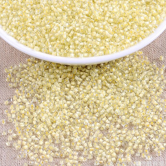 Бисер Прокрашенный 2 мм 50 г Желтый нежный