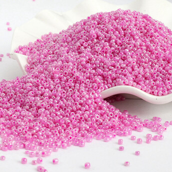 Бисер Блестящий 2 мм 50 г Розовый