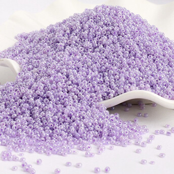 Бисер Блестящий 2 мм 50 г Лавандовый нежный