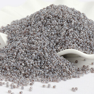 Бисер Блестящий 2 мм 50 г Серый светлый