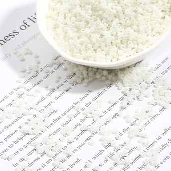 Бисер Блестящий 2 мм 50 г Айвори