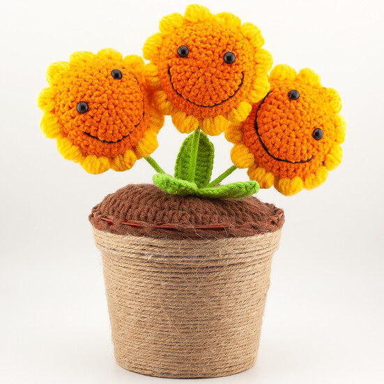 Подсолнух в горшке, вязаный, на 3 цветка, размер 25х13см, цвет Желтый, 1шт.