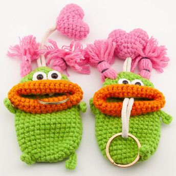 Чехол Веселый монстр, вязаный, размер 9х6см, длина 20см, цвет Зеленый, 1шт.