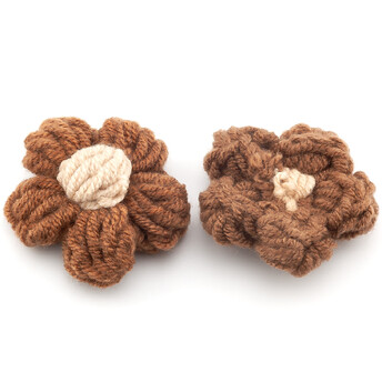 Цветок вязаный 5 лепестков 5 см 1 шт. Коричневый