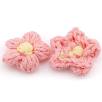Цветок вязаный 5 лепестков 5 см 1 шт. Розовый