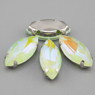 Стразы в цапах пришивные Лодочка 7х15 мм 5 шт. Оливковий мокко