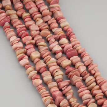 Родонит сколы крошка из камня 5-10 мм +-80 см 1 шт.