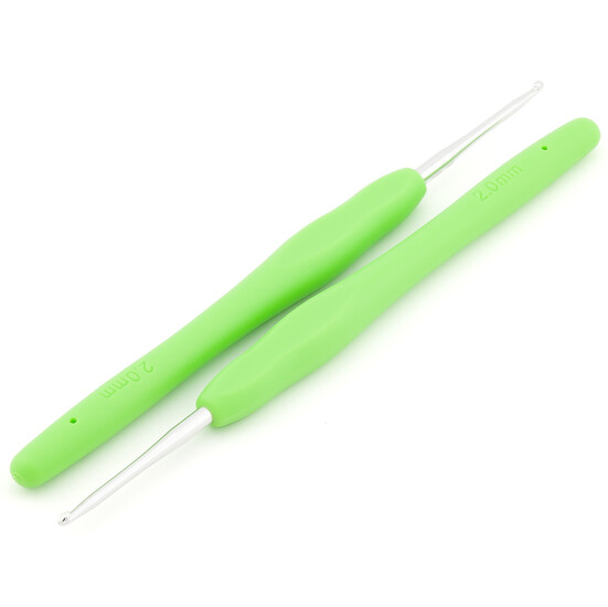 Крючок для вязания металлический с силиконовой ручкой 2 мм 1 шт. Салатовый