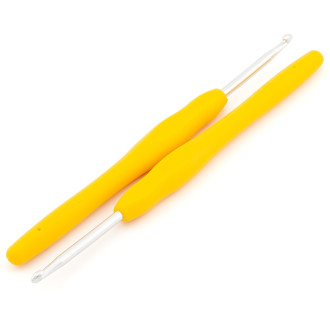 Крючок для вязания металлический с силиконовой ручкой 3,5 мм 1 шт. Желтый