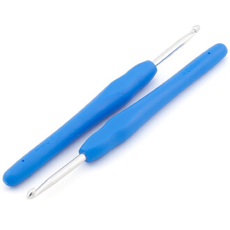 Крючок для вязания металлический с силиконовой ручкой 4 мм 1 шт. Синий