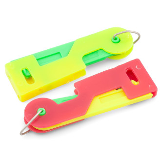 Нитевдеватель автоматический пластиковый 68х24х6 мм 1 шт. Разноцветный