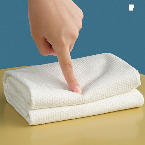 Дорожнее одноразовое полотенце 70х140 см 1 шт. Белый