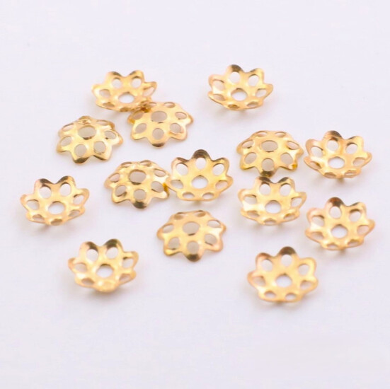 Обниматель для бусин цветок 6 мм Золото +-300 шт.