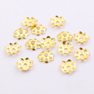 Обниматель для бусин Цветок 6 мм +-300 шт. Золото светлое