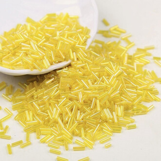 Бисер стеклярус блестящий 2х6 мм 50 г Желтый радужный