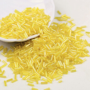 Бисер стеклярус блестящий 2х6 мм 50 г Желтый радужный