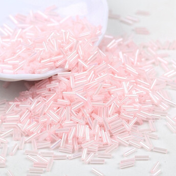 Бисер стеклярус блестящий 2х6 мм 50 г Розовый пудровый