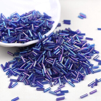 Бисер стеклярус блестящий 2х6 мм 50 г Синий темный радужный