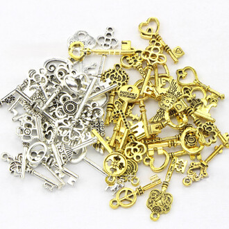 Набор подвесок Keys 20-40 мм 50 шт. Золото/Серебро
