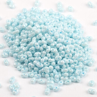 Бисер стеклянный в форме арахиса FARFALLE 6х4х3,2 мм 10 г Тиффани блестящий