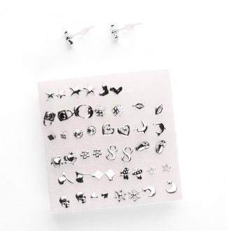 Набор сережек пластиковых 24 пары в коробке 6х6х2 см Серебро