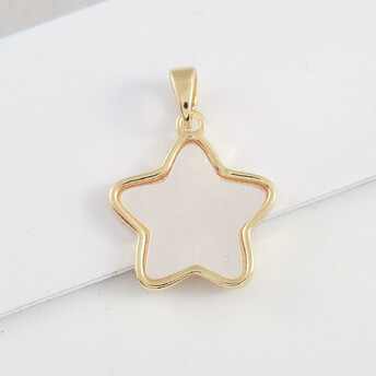 Кулон Star с перламутром медный 18К позолота 22х16 мм 1 шт. Золото