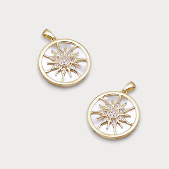 Кулон Solar circle с перламутром и стразами медный 18К позолота 29х20 мм 1 шт. Золото