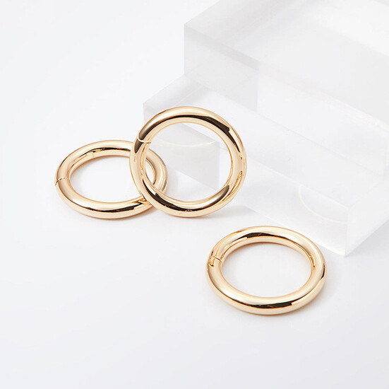 Кольцо металлическое не сварное 28х4 мм Ø 19 мм 1 шт. Золотистый