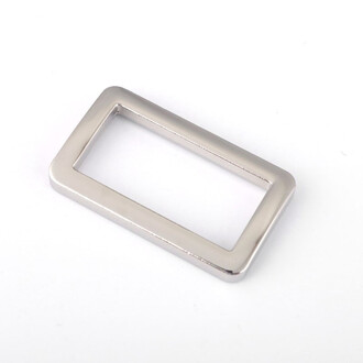 Рамка литая прямоугольная 26х19х3 мм Ø 19 мм 1 шт. Платина