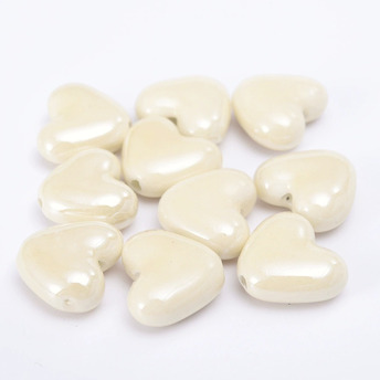 Бусины Сердце керамические вертик. отверстие 15х13 мм 5 шт. Молочный